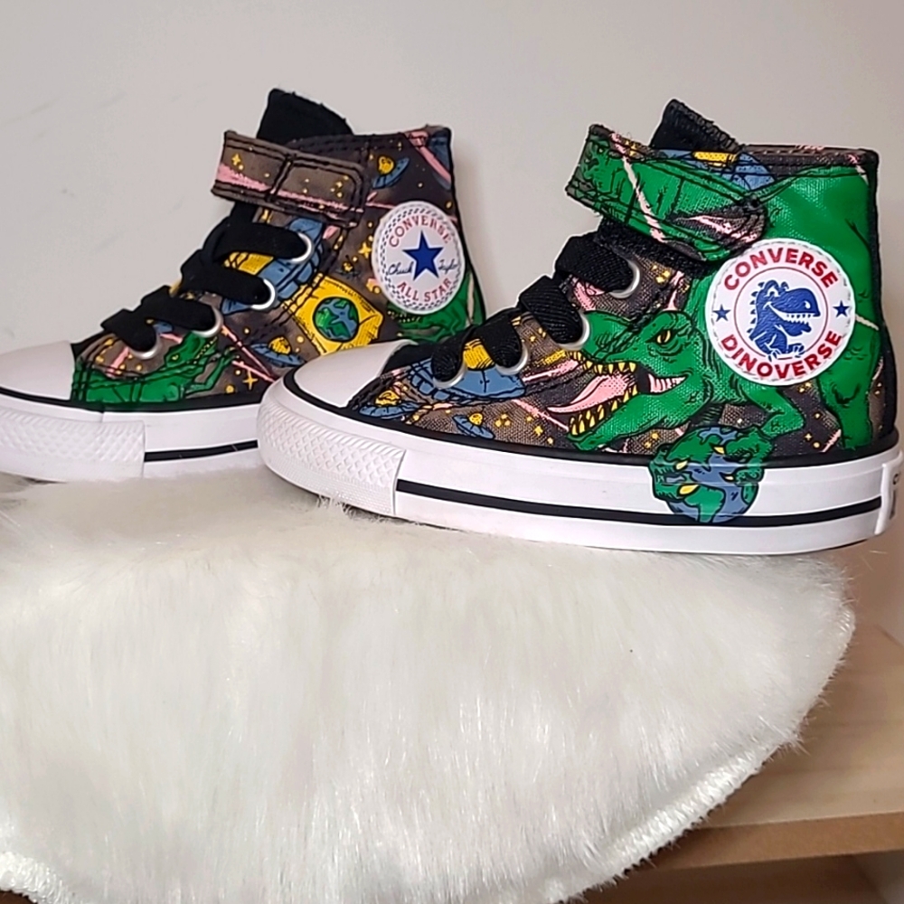Converse Chuck Taylor AllStar Dinoverse Hi-Top Sneakers Infant Size 5M Pre-Loved - Picture 5 of 17